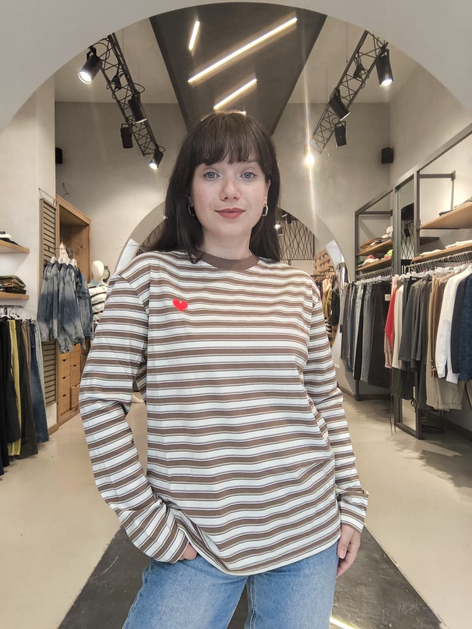 T-Shirt Manica Lunga a Righe con Cuore Beige e Marrone