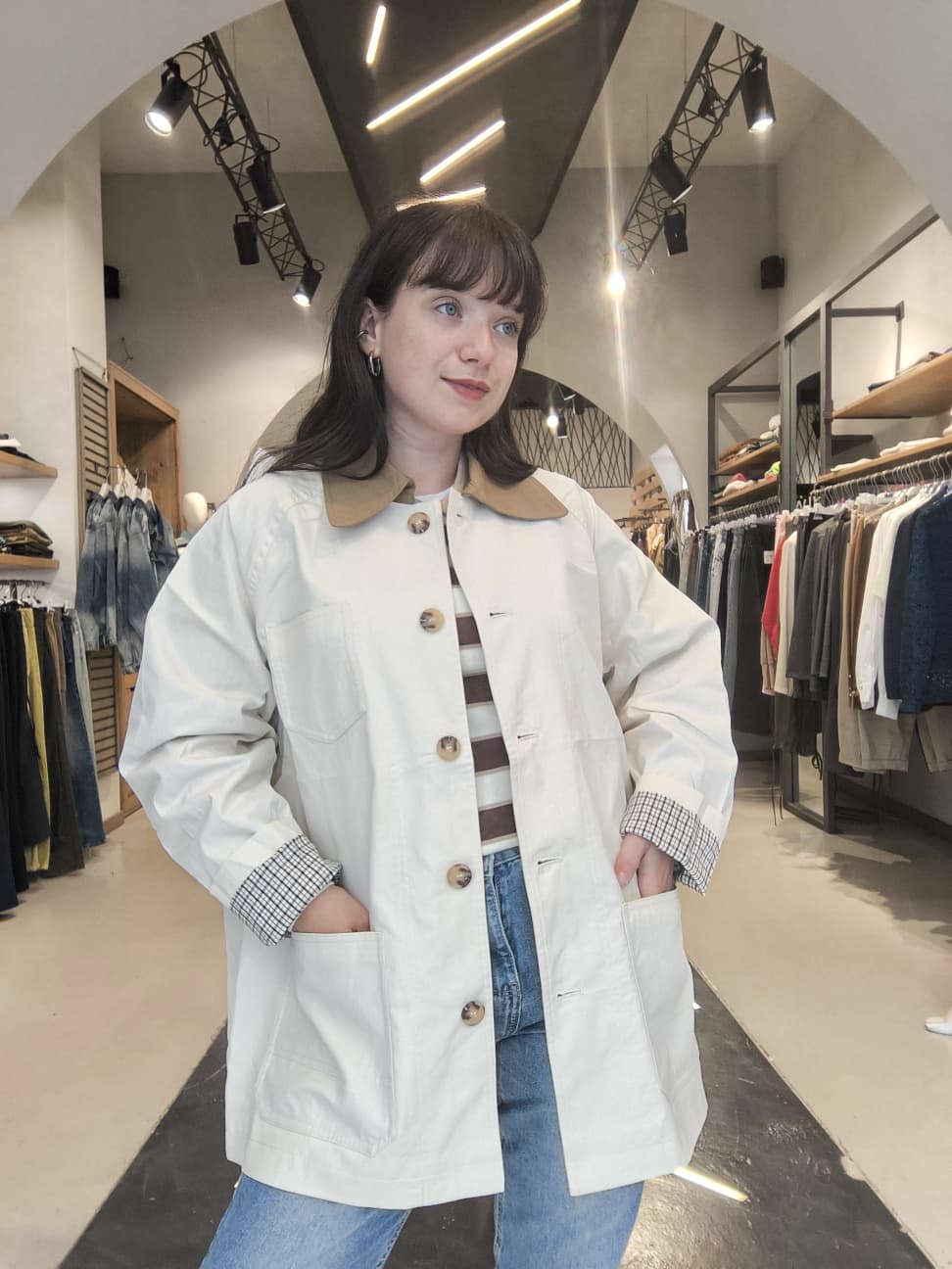 Giacca-Trench con Colletto a Contrasto Panna
